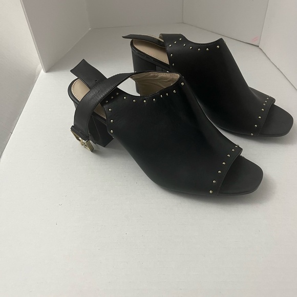 Elegant Black Women's Shoes - Picture 4 of 4